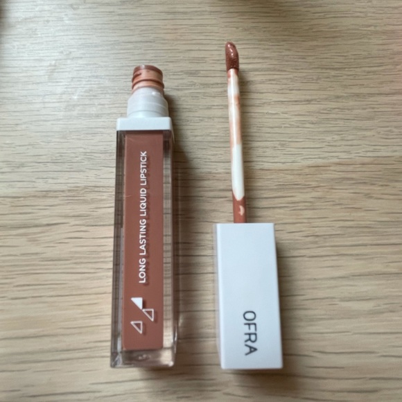OFRA long lasting liquid lipstick - Sao paulo - Picture 2 of 3